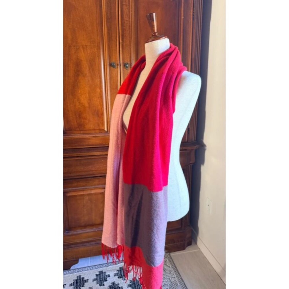 Gap Oversized Colorblock Scarf Red Gray Cream Fringe Wrap
